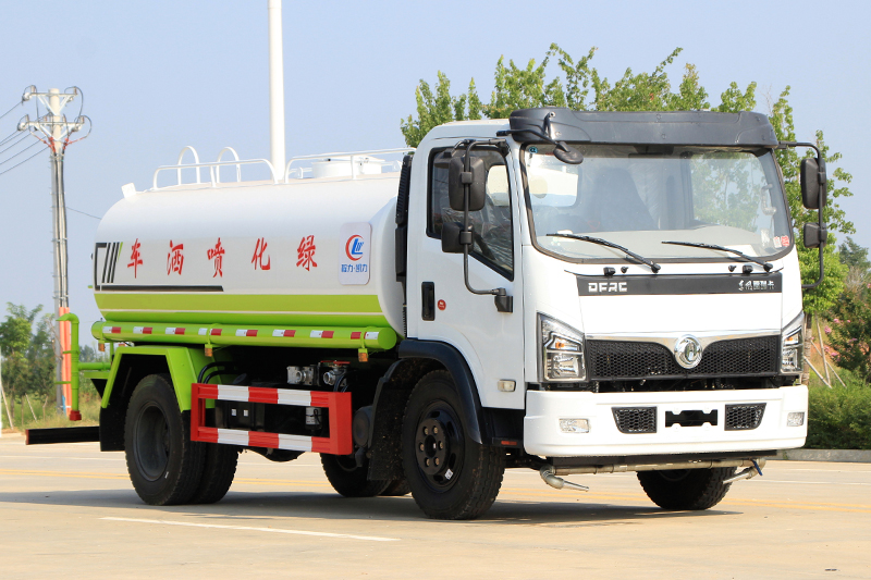 國(guó)六大福瑞卡 9.2噸 灑水車